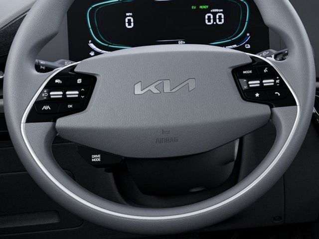 Vehicle image 22 of 27