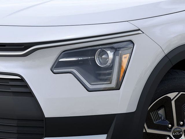 Vehicle image 11 of 27