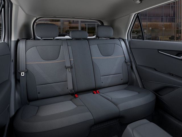 Vehicle image 16 of 27