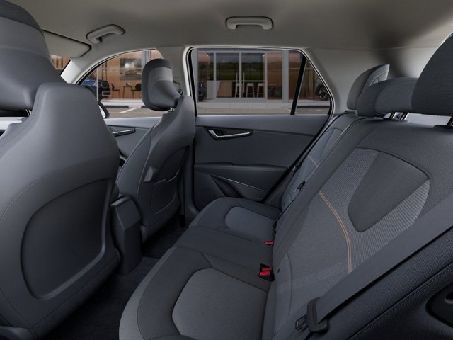 Vehicle image 11 of 27