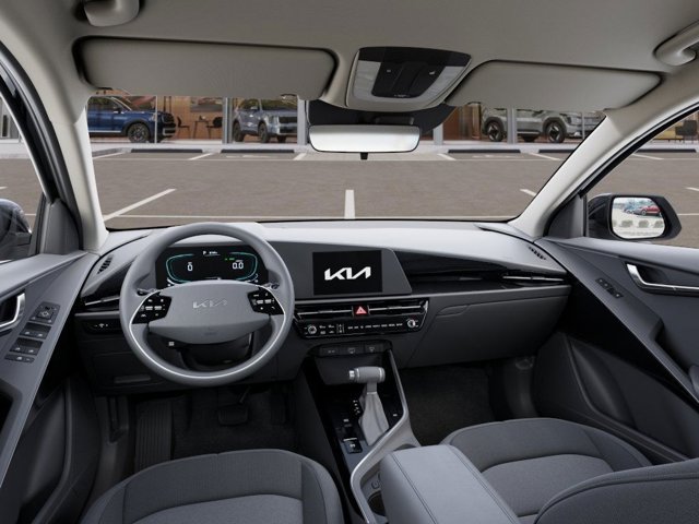 Vehicle image 16 of 27