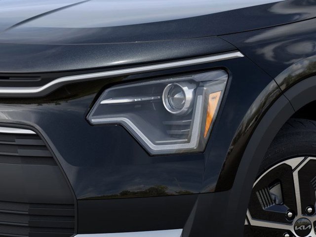 Vehicle image 22 of 27