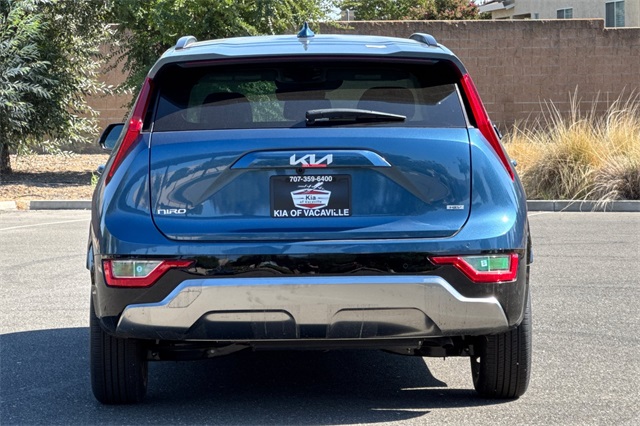 2025 Kia Niro SX Image 8 of 38