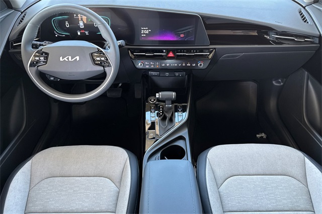 2025 Kia Niro SX Image 14 of 38