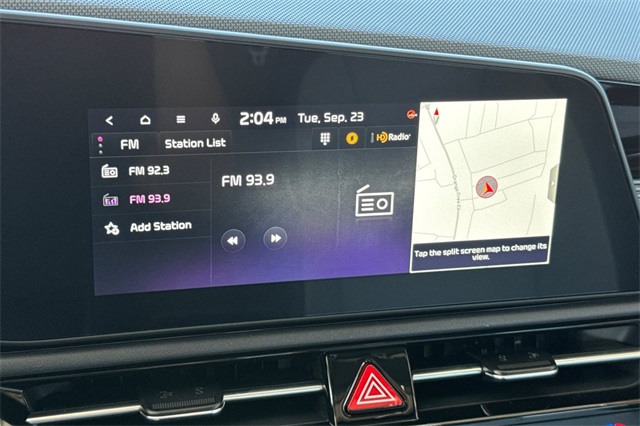 2025 Kia Niro SX Image 18 of 38