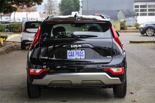 Vehicle image 6 of 25