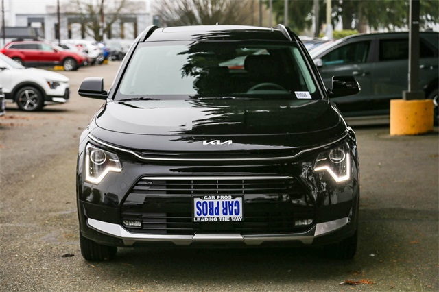 Vehicle image 2 of 25