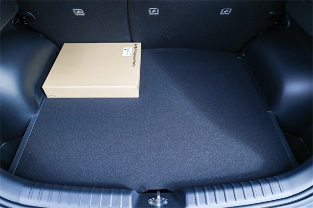 Vehicle image 24 of 25