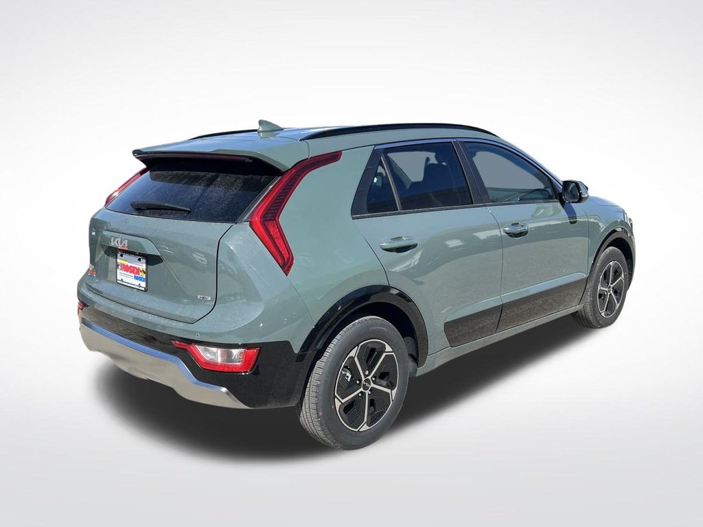Vehicle image 5 of 33