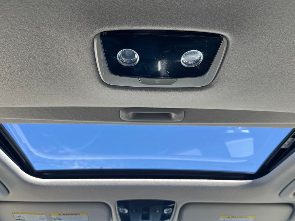Vehicle image 29 of 33
