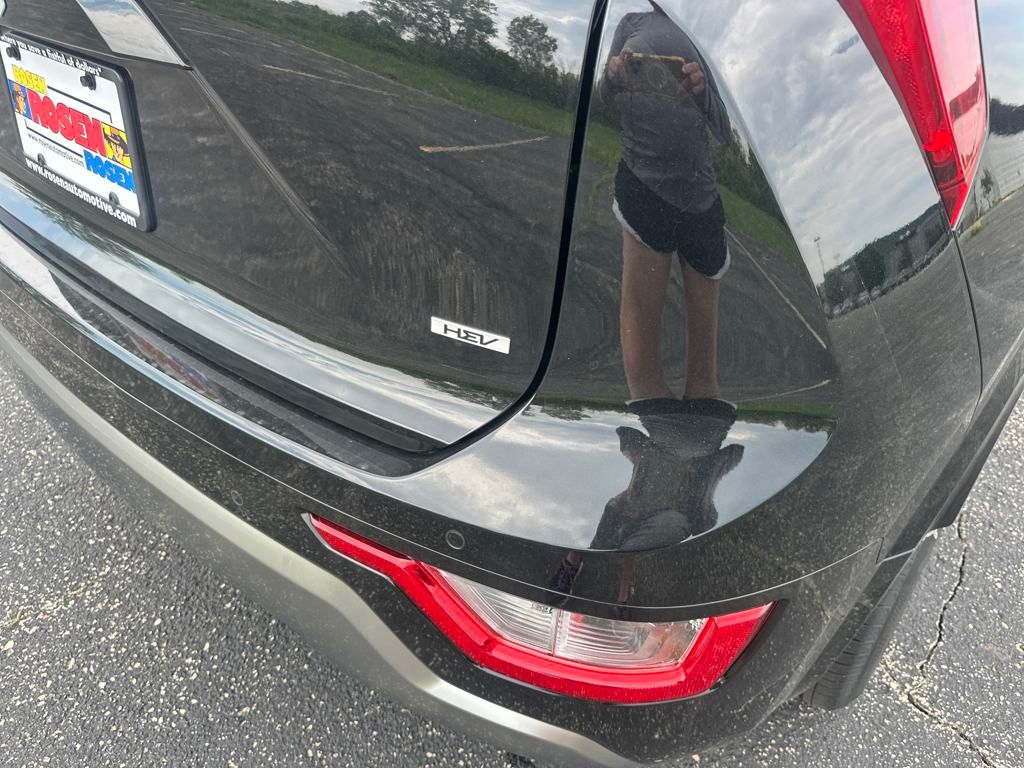 Vehicle image 34 of 44