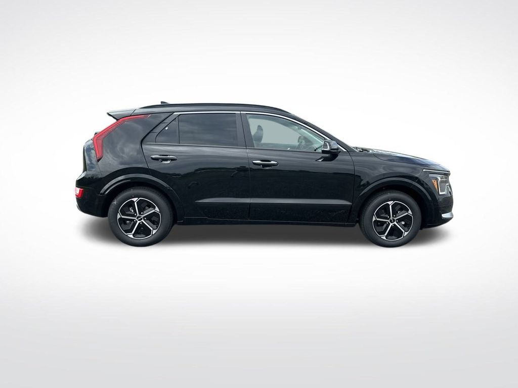 Vehicle image 4 of 44