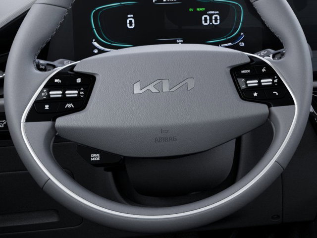 Vehicle image 22 of 27