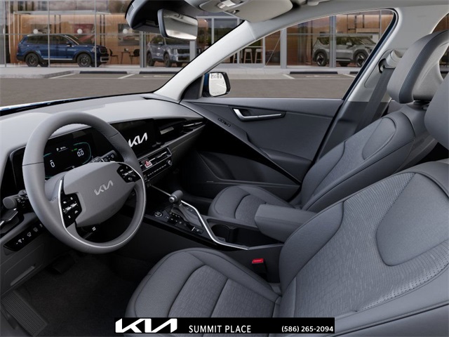 Vehicle image 17 of 27