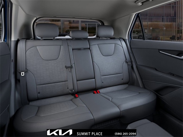 Vehicle image 16 of 27