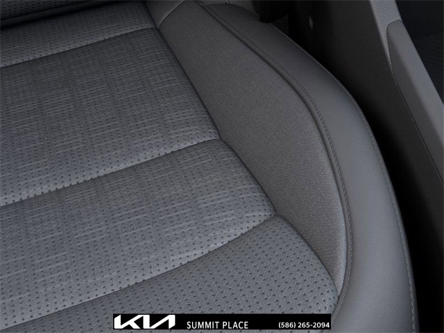 Vehicle image 24 of 27