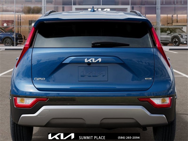Vehicle image 8 of 27