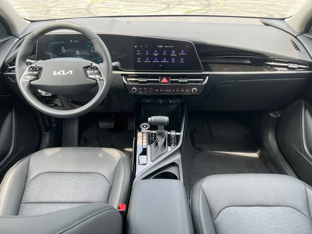 Vehicle image 19 of 46