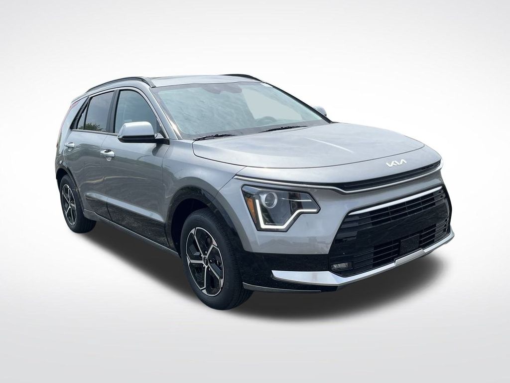 Vehicle image 4 of 46