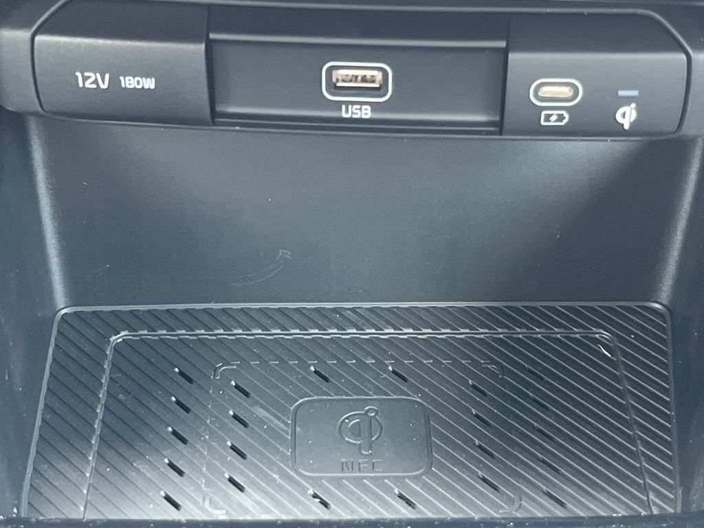 Vehicle image 14 of 46