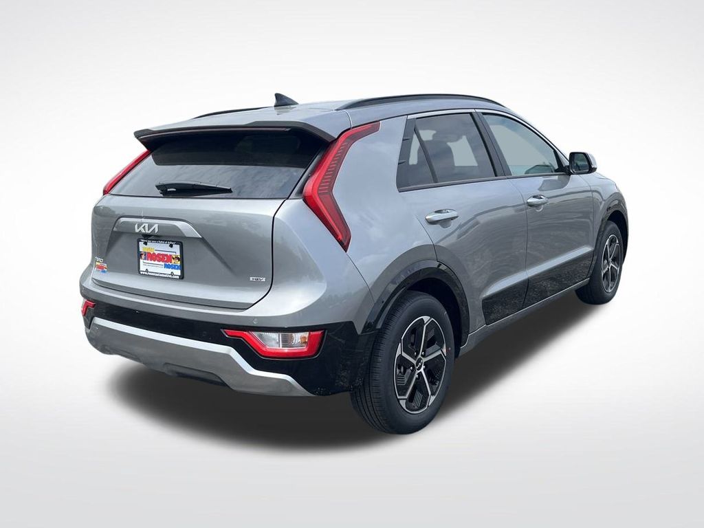 Vehicle image 6 of 46