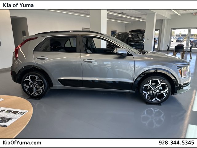Vehicle image 2 of 6