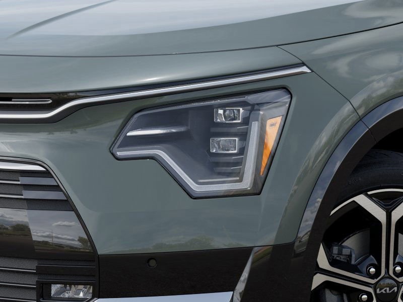 Vehicle image 11 of 27
