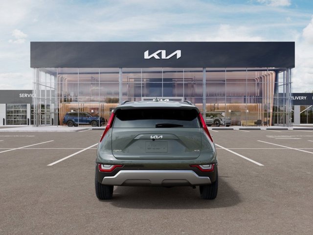 Vehicle image 7 of 27