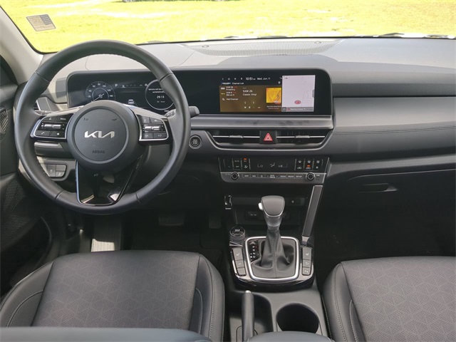 Vehicle image 15 of 37