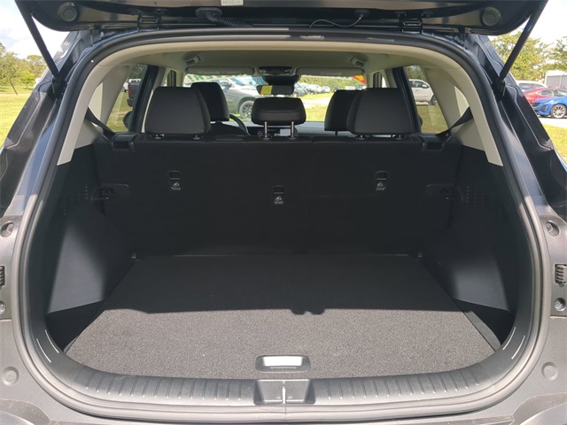 Vehicle image 13 of 37