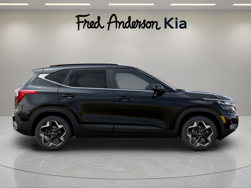 2025 Kia Seltos EX Image 5 of 27