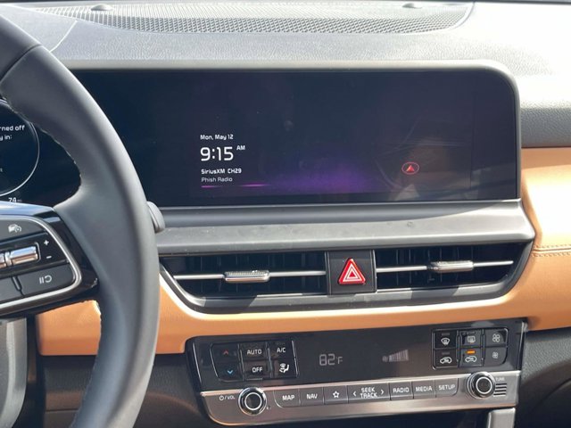 Vehicle image 15 of 36