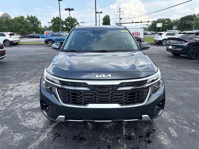 Vehicle image 2 of 30