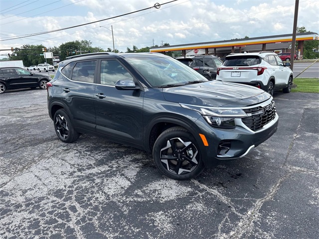 Vehicle image 3 of 30