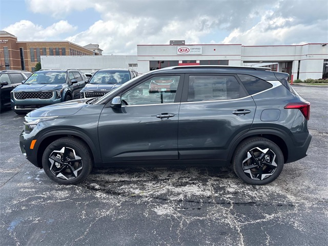 Vehicle image 8 of 30