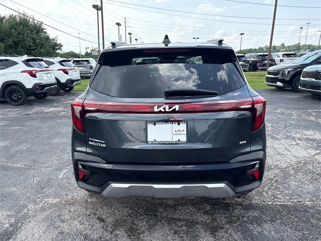 Vehicle image 6 of 30