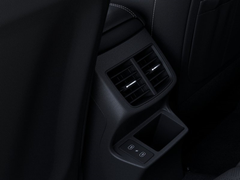 Vehicle image 26 of 27