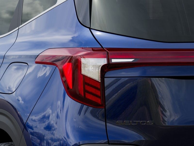 Vehicle image 12 of 27