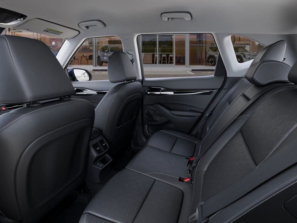 Vehicle image 18 of 27