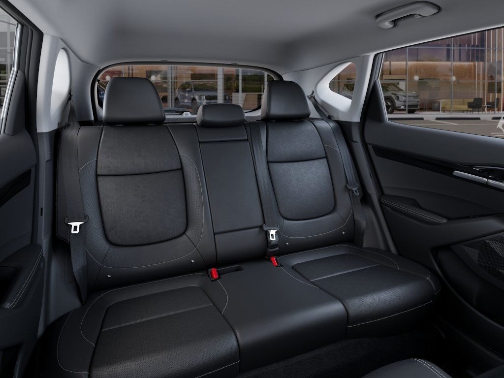 Vehicle image 16 of 27