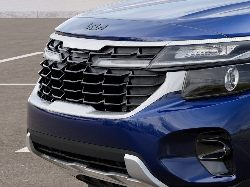 Vehicle image 13 of 27