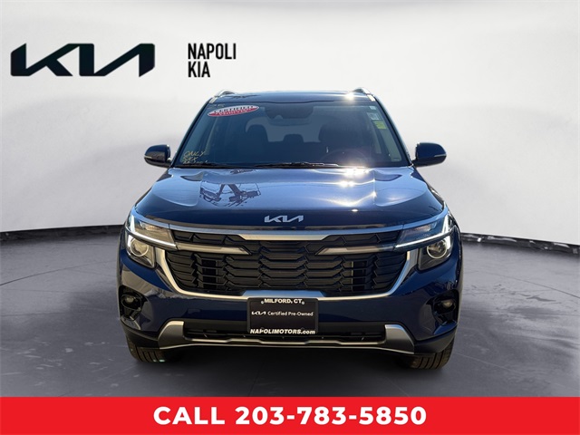Vehicle image 4 of 27