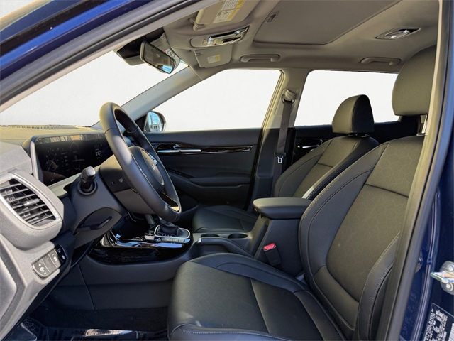 Vehicle image 9 of 27