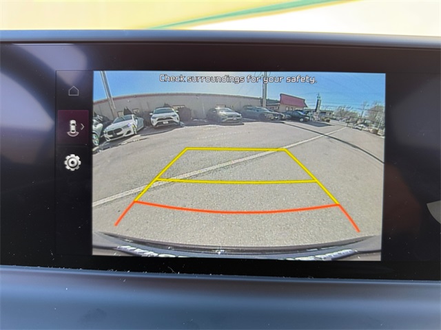 Vehicle image 19 of 27