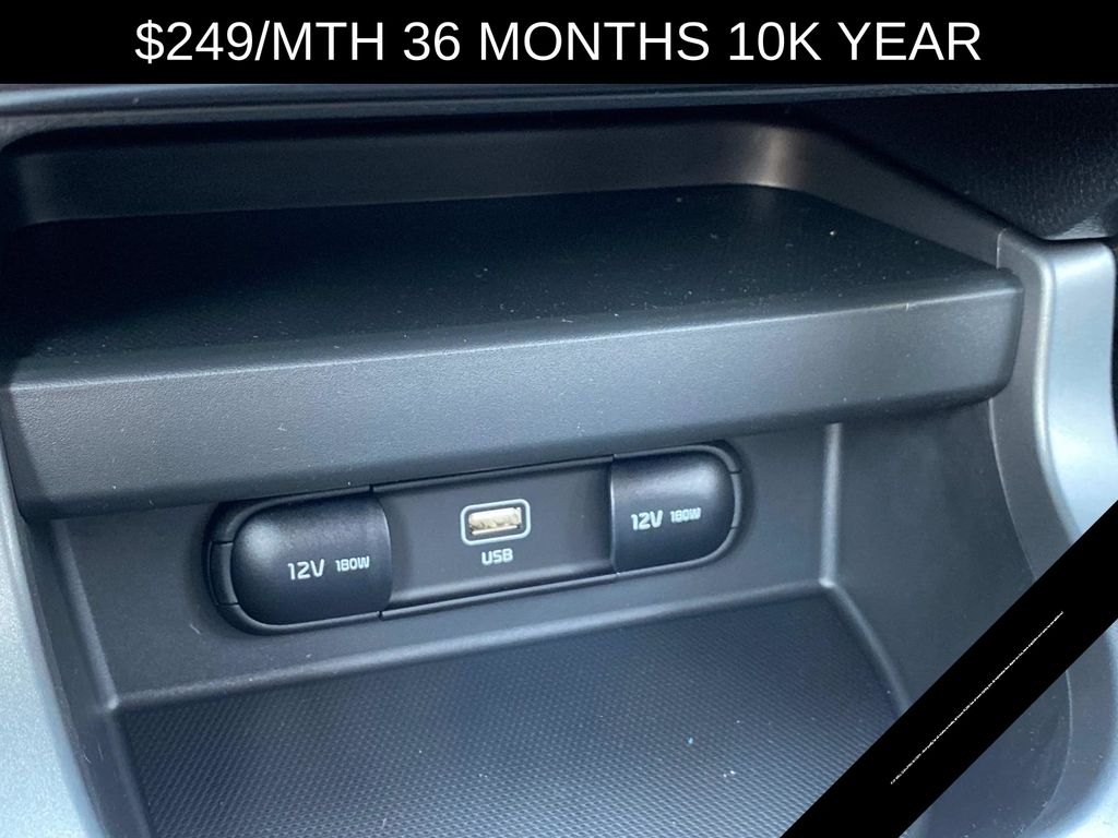Vehicle image 12 of 13