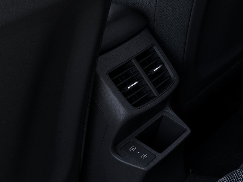 2025 Kia Seltos LX Image 23 of 27