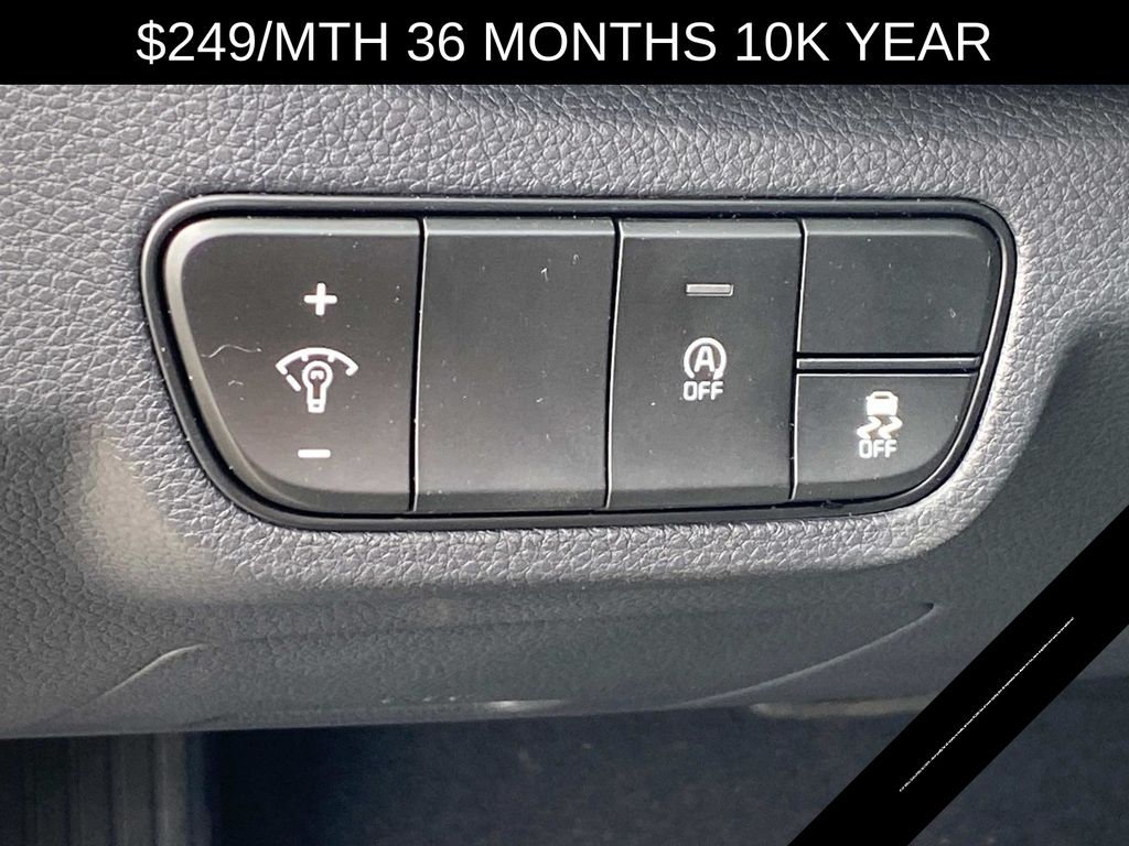 Vehicle image 10 of 14