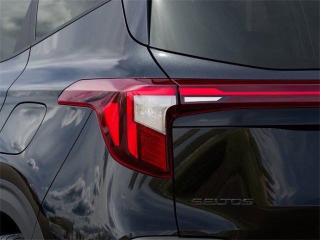 Vehicle image 25 of 26