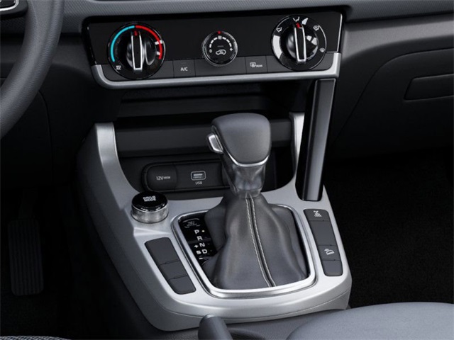 Vehicle image 20 of 26