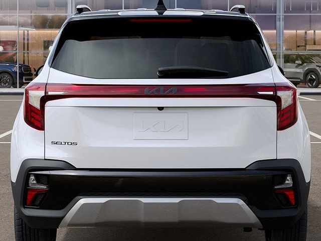 Vehicle image 8 of 36